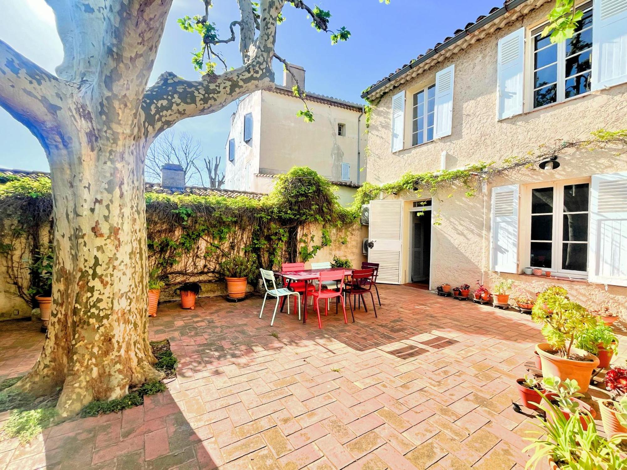 Апартаменти La Petite Bastide Кассі Екстер'єр фото